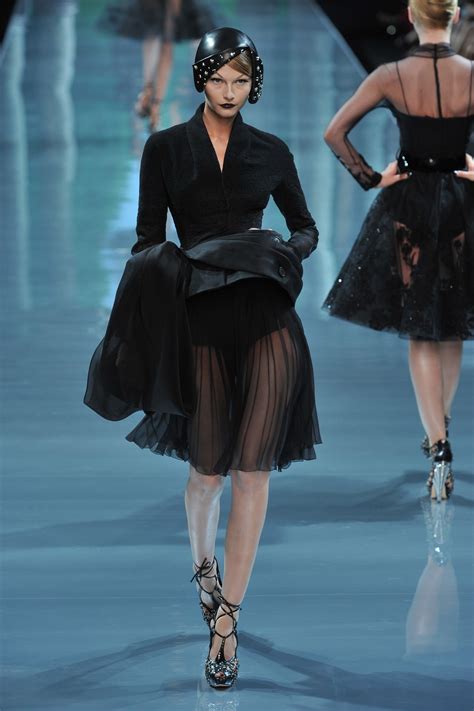 dior fall 2008 couture|christian Dior runway 2008.